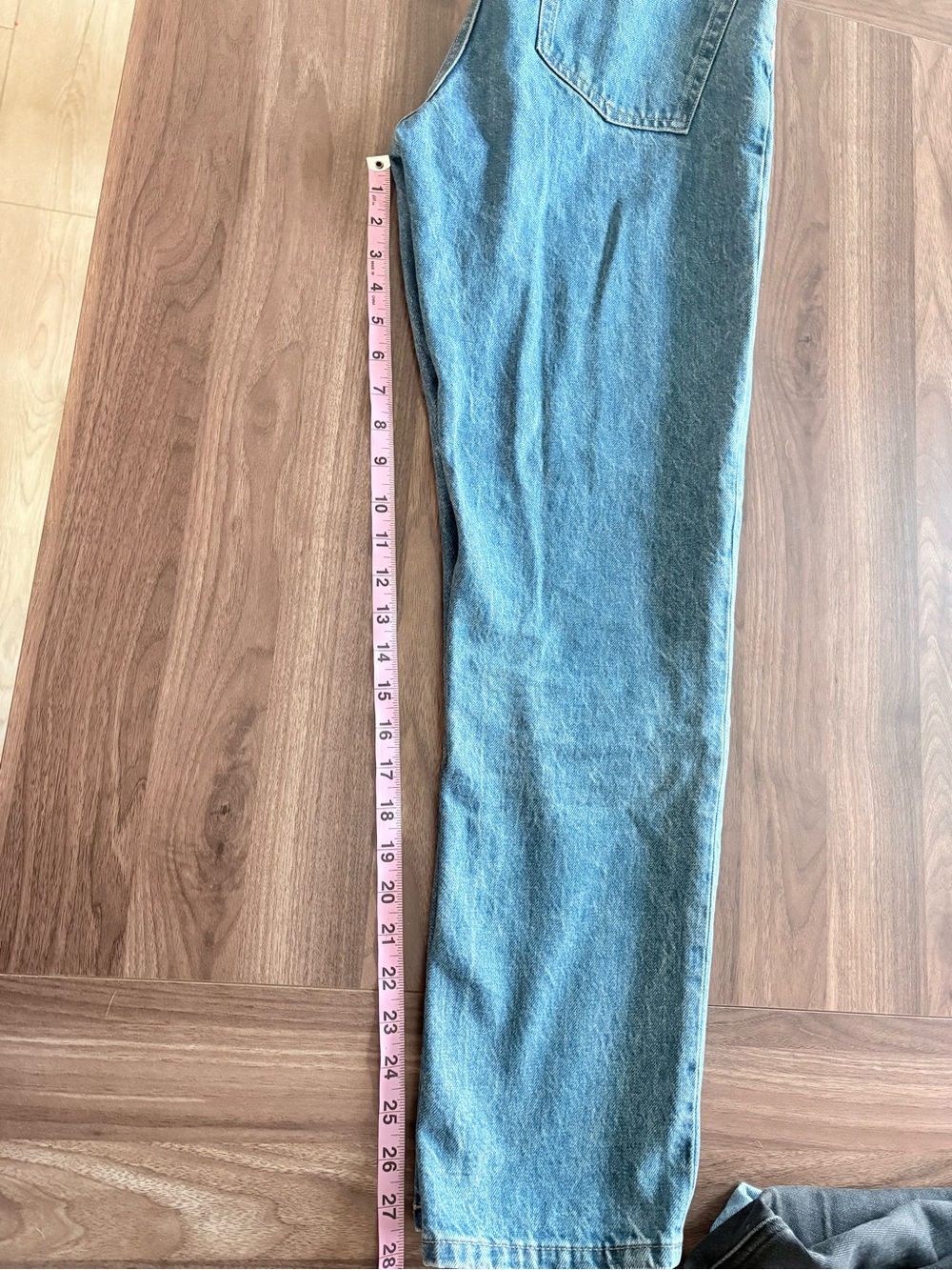 Everlane The Cheeky Jean - Picture 7 of 10